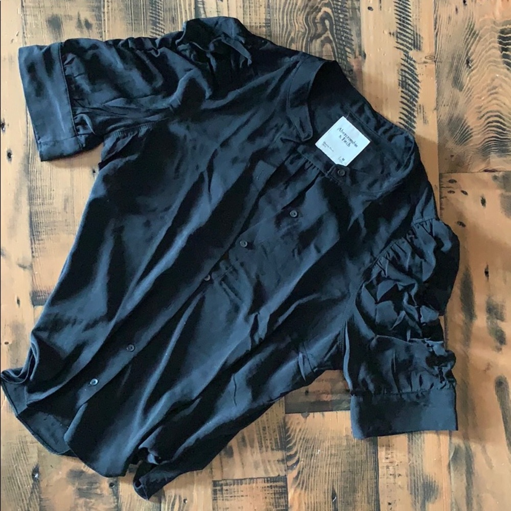 Ruched Sleeve Top